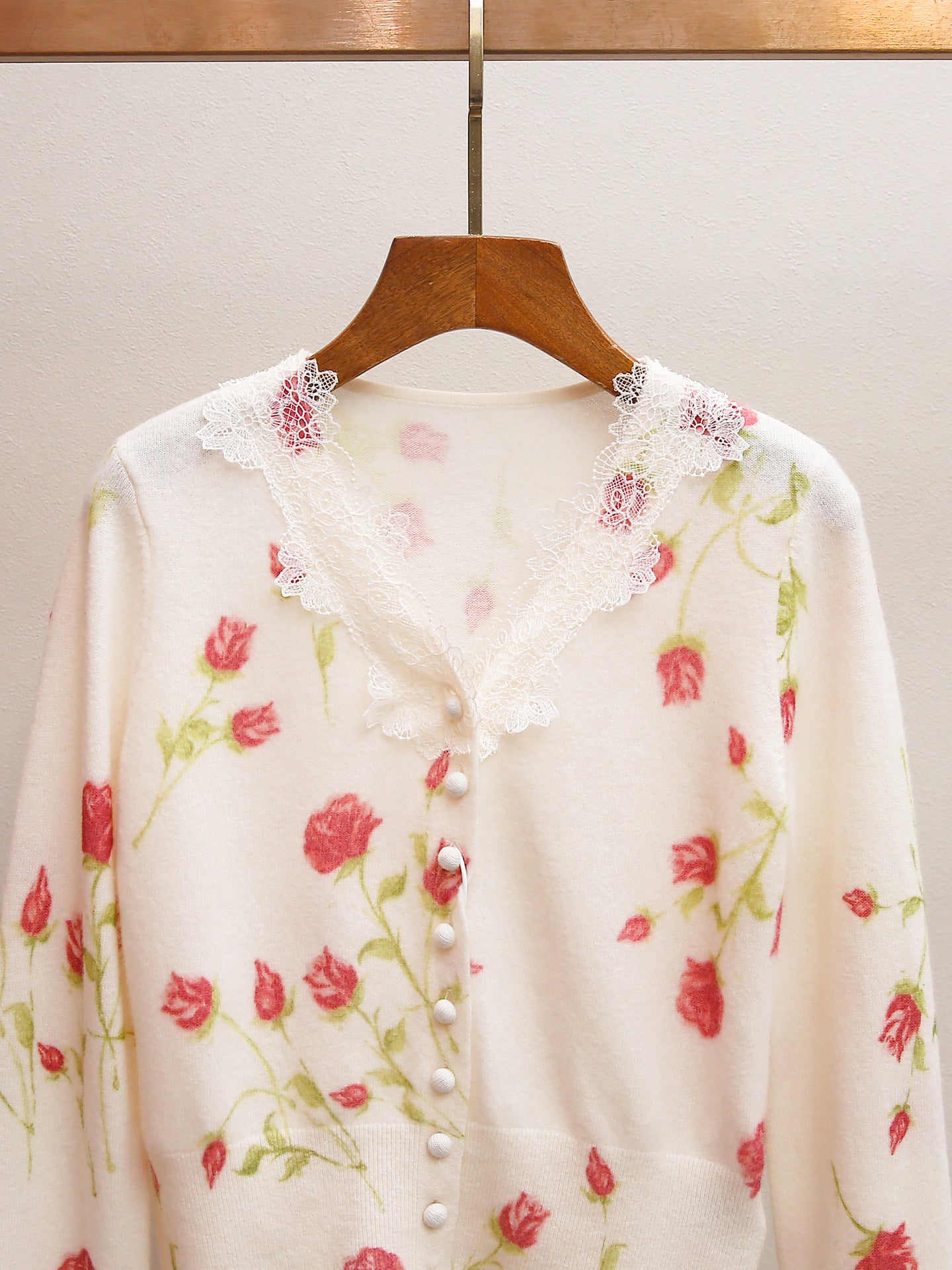 Rose Print Lace Trim V-Neck Cropped Cardigan | Spring Gentle Knit Top