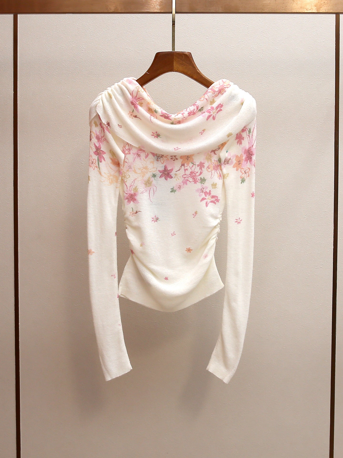 New Spring Elegant Lady Style Floral Ruched Waist Off-Shoulder Knit Top for Women