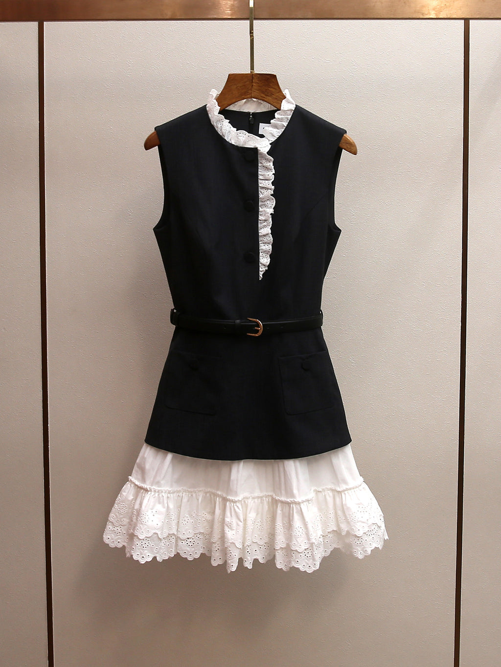 Women's Spring New French Elegant Spliced Lace Trim Sleeveless Vest Dress with Belt