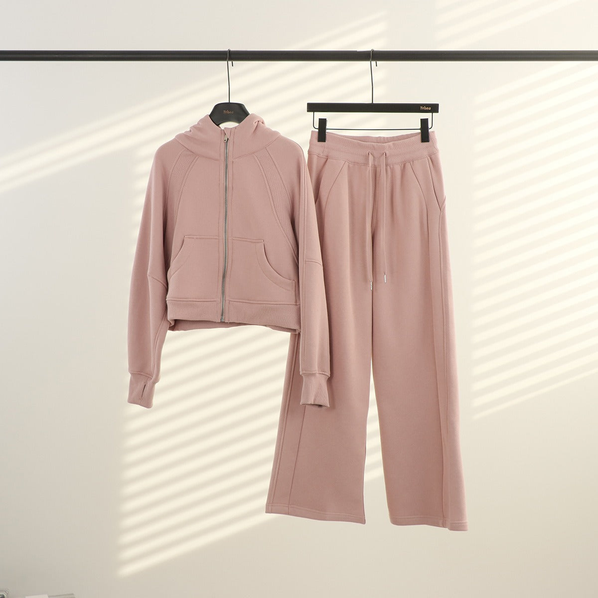 Women's Full-Zip Hooded Tracksuit Set – Oversized Stand Collar Jacket & High-Waist Wide Leg Pants for Yoga, Running & Fitness
