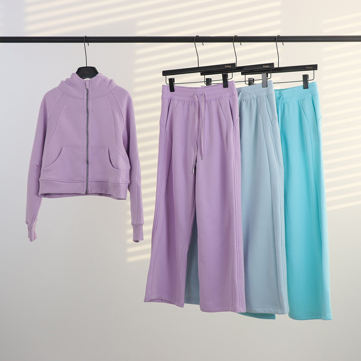 Women's Full-Zip Hooded Tracksuit Set – Oversized Stand Collar Jacket & High-Waist Wide Leg Pants for Yoga, Running & Fitness