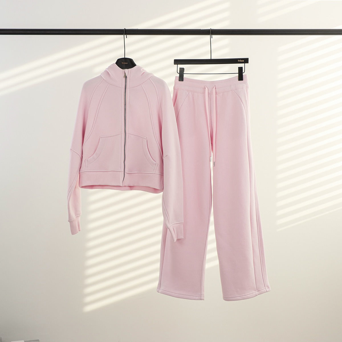 Women's Full-Zip Hooded Tracksuit Set – Oversized Stand Collar Jacket & High-Waist Wide Leg Pants for Yoga, Running & Fitness