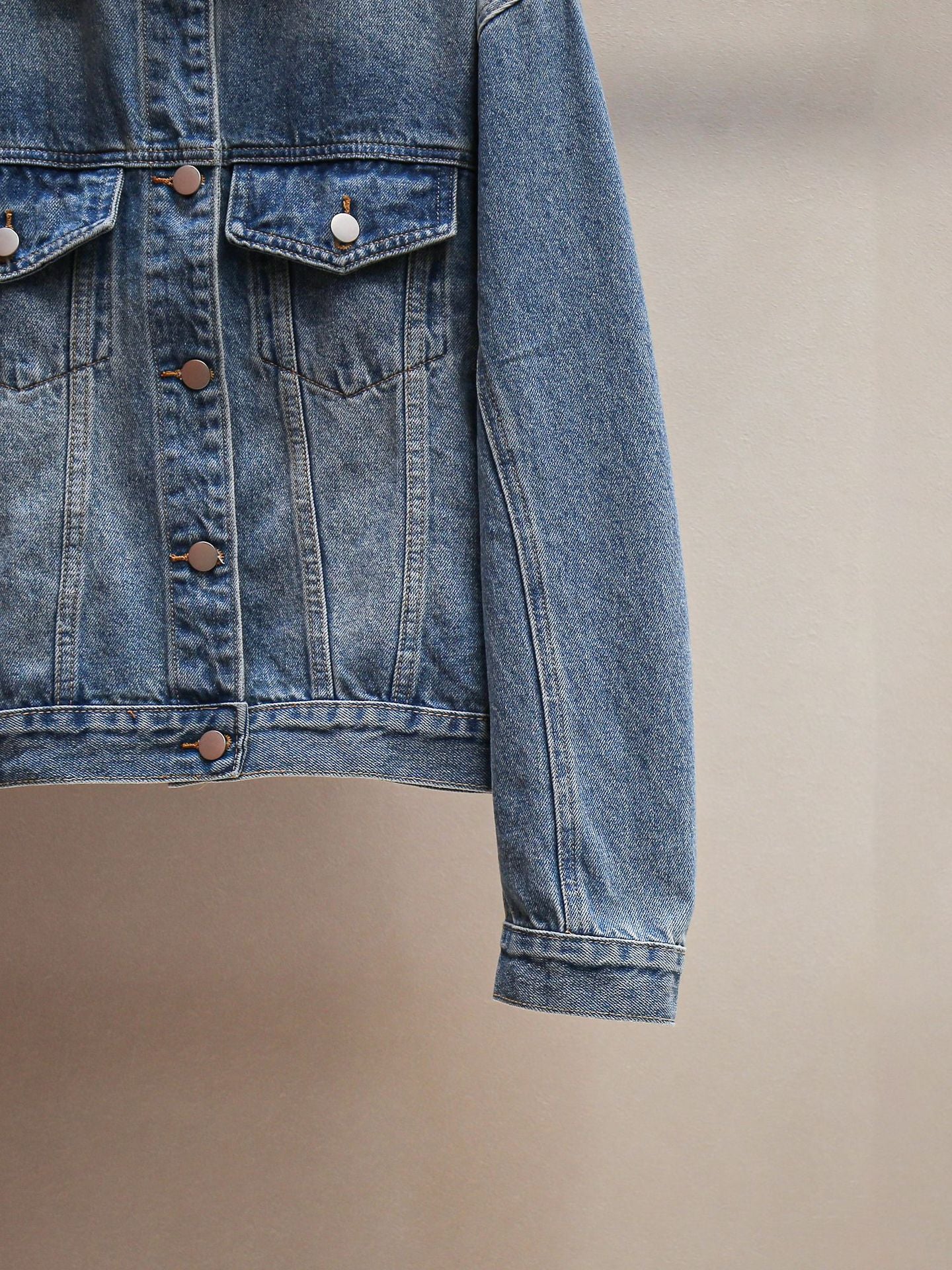 New Spring Fashion Vintage Washed Distressed Short Soft Denim Jacket for Women