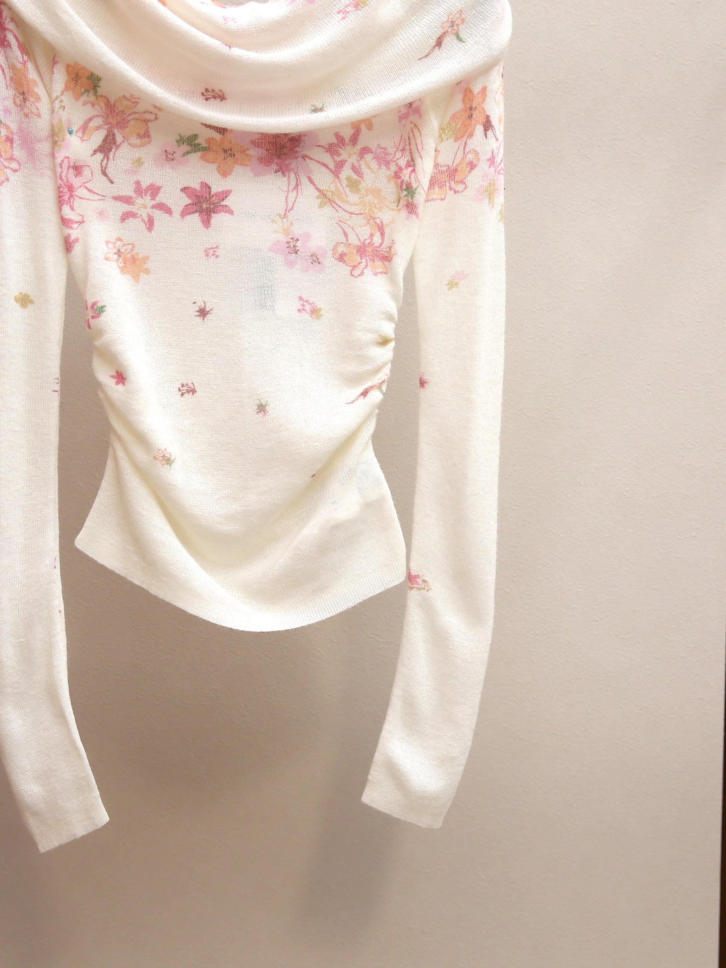 New Spring Elegant Lady Style Floral Ruched Waist Off-Shoulder Knit Top for Women