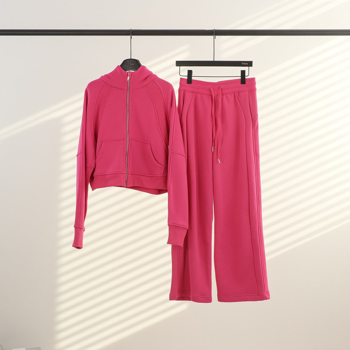 Women's Full-Zip Hooded Tracksuit Set – Oversized Stand Collar Jacket & High-Waist Wide Leg Pants for Yoga, Running & Fitness