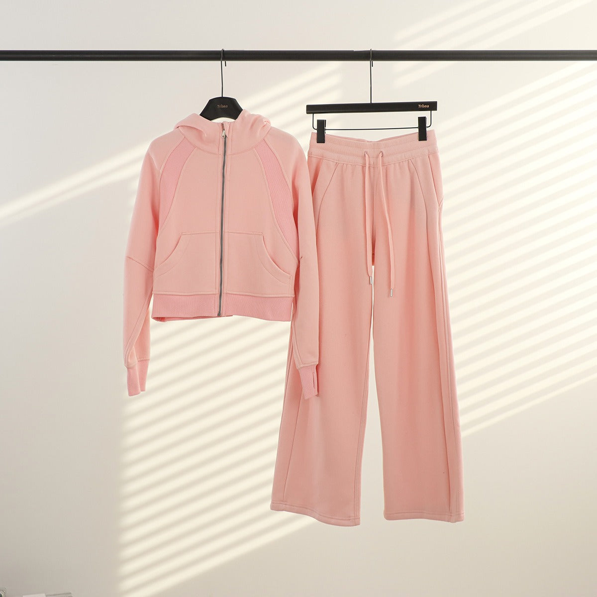 Women's Full-Zip Hooded Tracksuit Set – Oversized Stand Collar Jacket & High-Waist Wide Leg Pants for Yoga, Running & Fitness